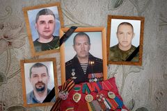 Toužili po boji a hrdinství. Příběhy ruských dobrovolníků, kteří zemřeli na Ukrajině