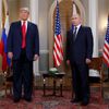 Donald Trump a Vladimir Putin na summitu v Helsinkách.