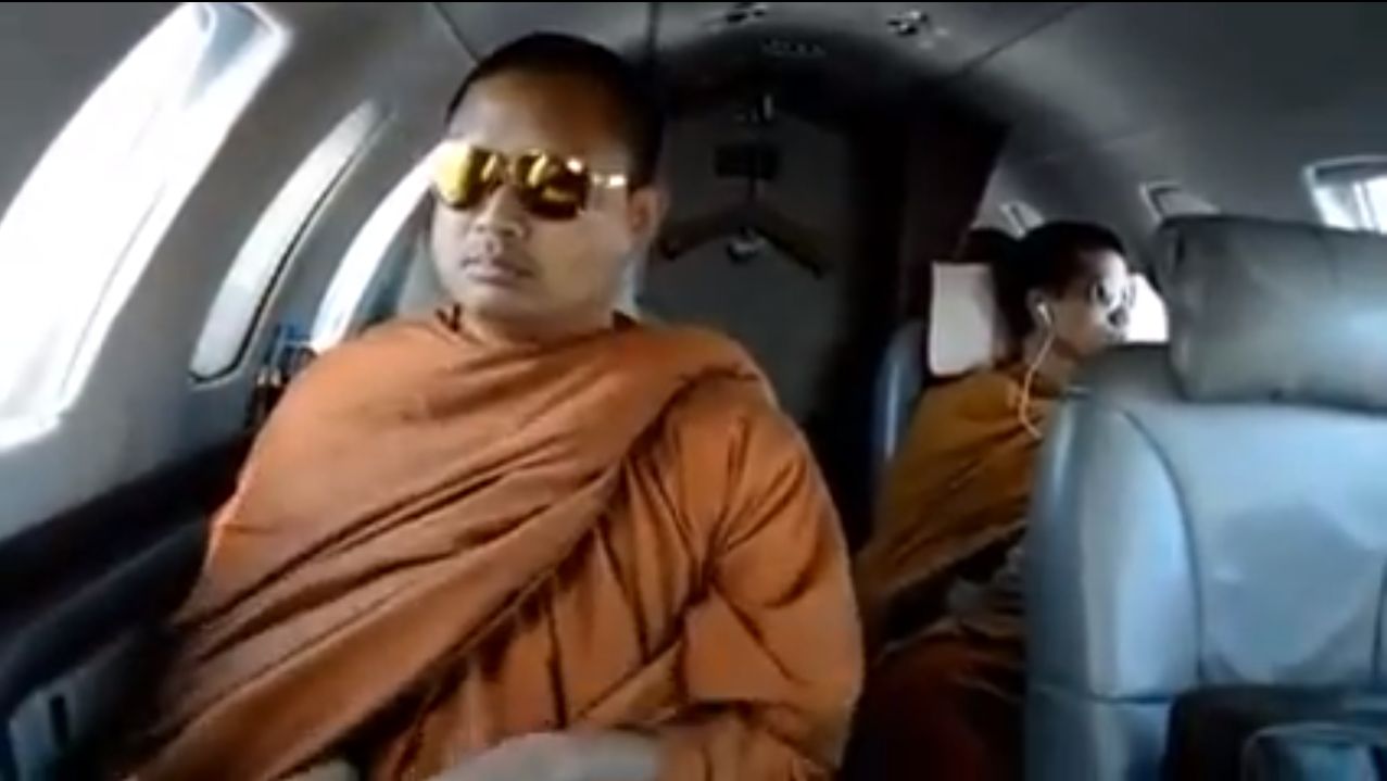 Stíhaný thajský mnich