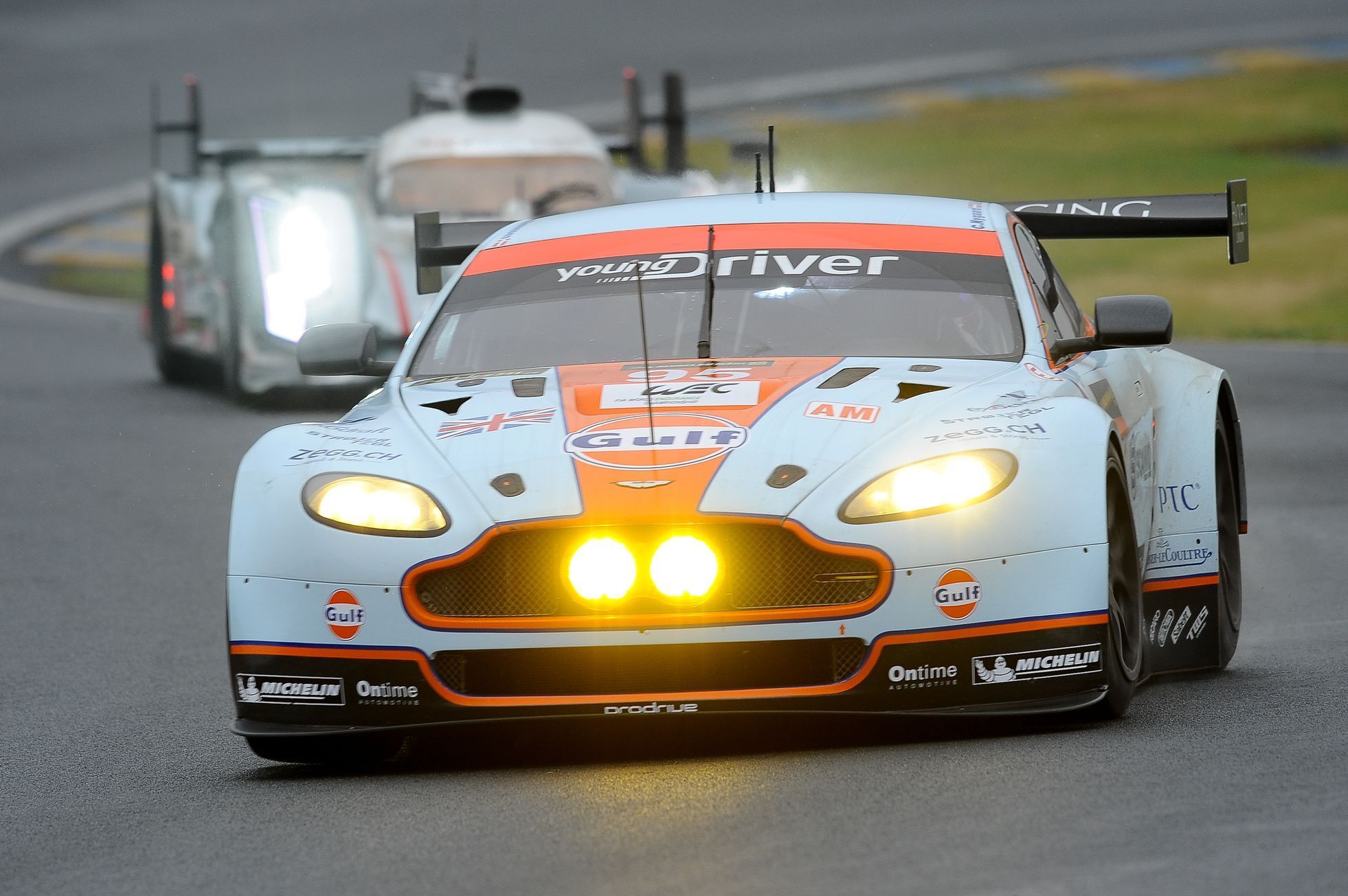 Le Mans 2013, testy: Aston Martin Vantage V8
