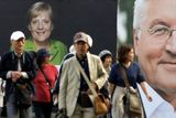 Japonské turisty německá kampaň trápit nemusí. Svoje volby už mají za sebou.