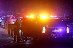 V kalifornském klubu střílel bývalý mariňák. Zemřelo 12 lidí včetně jednoho policisty