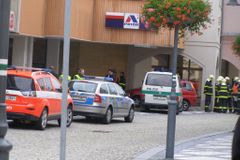Žďárská policie zadržela dva mladíky, kradli v bytech