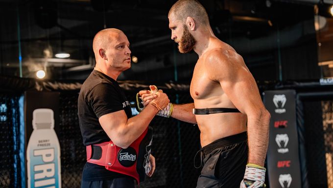 Jiří Procházka na tréninku před svým osmým duelem v UFC.