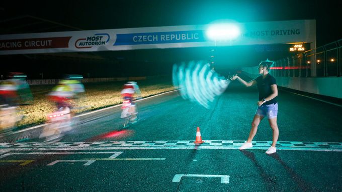 Handy Cyklo Maraton: časovka na autoromu v Mostě