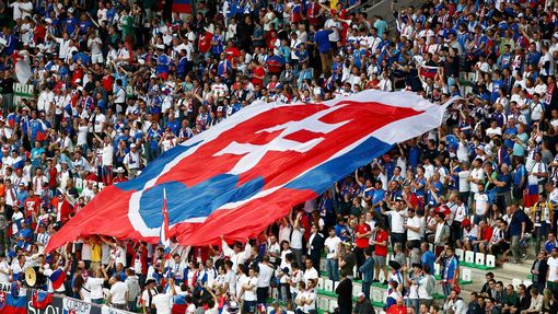 Euro 2016, Slovensko-Anglie: slovenští fanoušci v hledišti