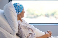 V roce 2030 bude rakovina nejčastější příčinou úmrtí, varují onkologové