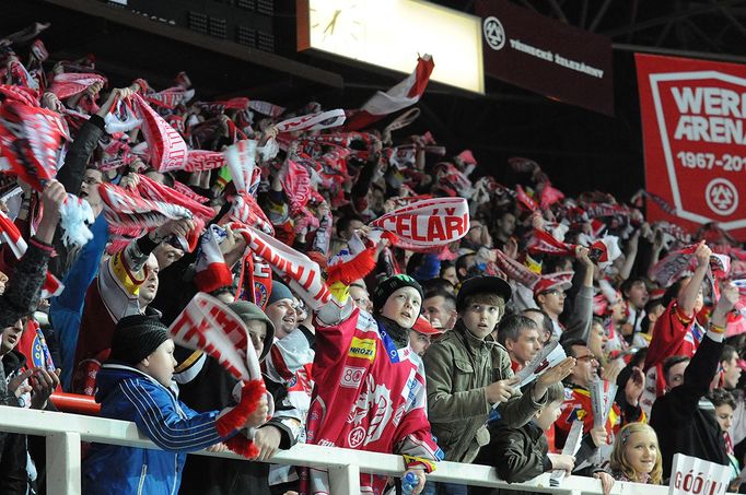 Třinec - Pardubice: fanoušci Třince