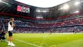 Liga mistrů 2022/23, Bayern - Plzeň: Julian Nagelsmann sleduje rozcvičku
