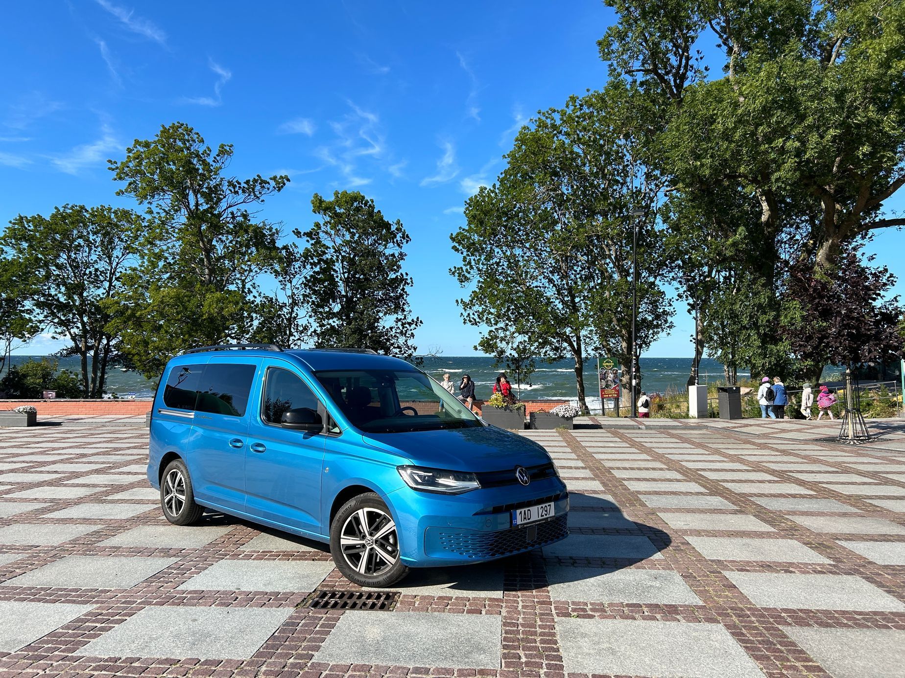 VW Caddy California 2024