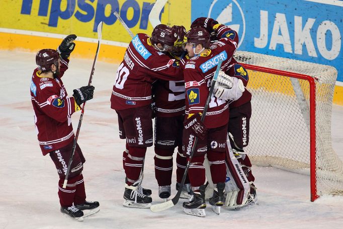 Třetí semifinále hokejové extraligy - Sparta vs. Třinec