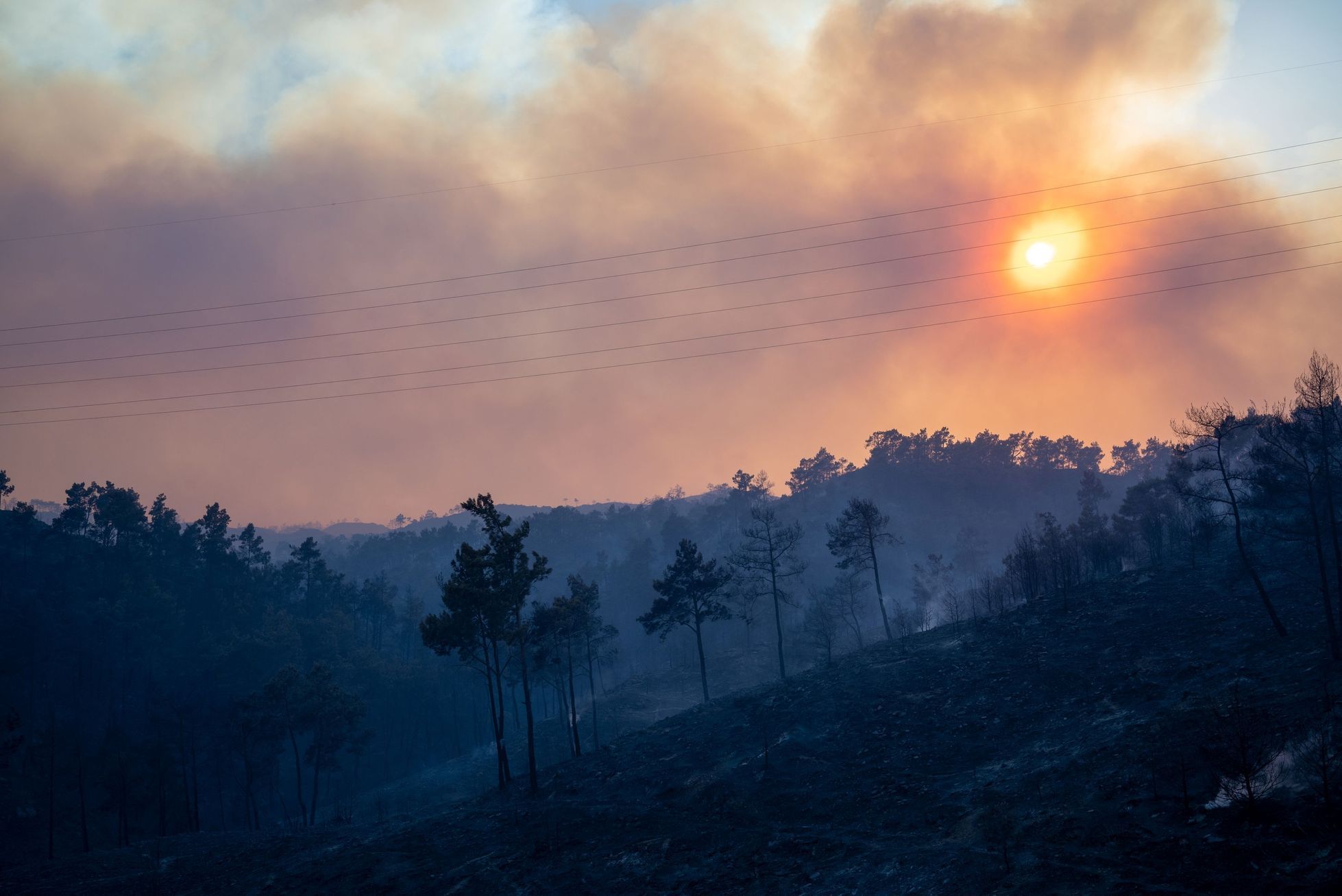 rhodos lesní požáry horko léto řecko
