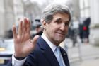 Kerry nečekaně v Iráku, žádá kontrolu íránských letadel