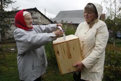 Rusko odmítá výtky OBSE, běloruské volby naopak ocenilo