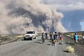 Obrazem: V Etiopii vybuchl dlouho spící vulkán, sopečný popel se dostane až do Indie