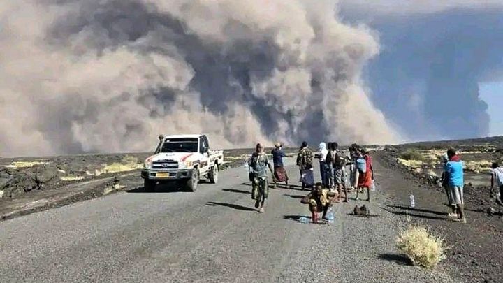 Obrazem: V Etiopii vybuchl dlouho spící vulkán, sopečný popel se dostane až do Indie; Zdroj foto: Reuters