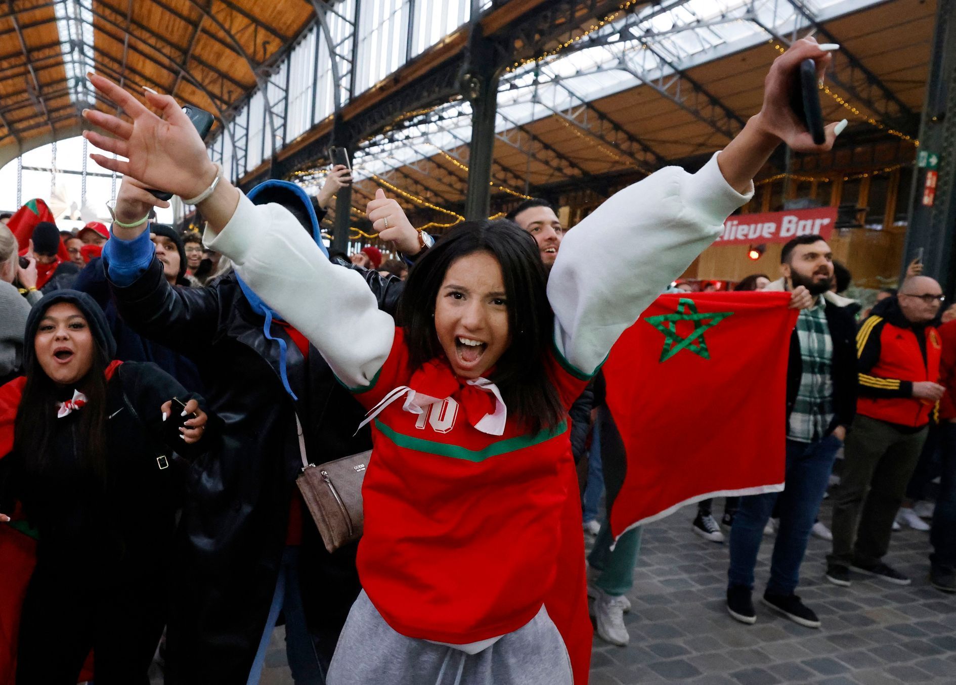Nepokoje v Bruselu po zápase Belgie - Maroko