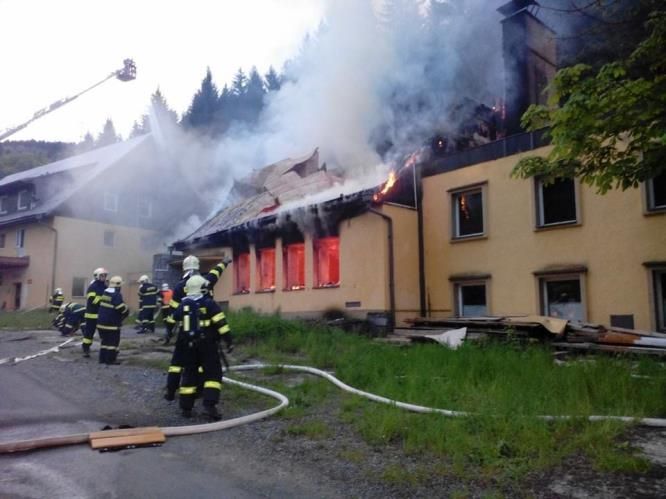 Požár hotelu v Dětřichově u Jeseníku