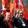 Vitnamci demonstrují před čínskou ambasádou v Praze