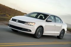 Volkswagen svolává v severní Americe 413 tisíc aut