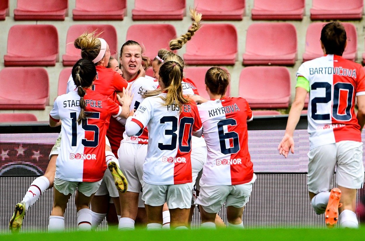 fotbal, Slavia, ženy