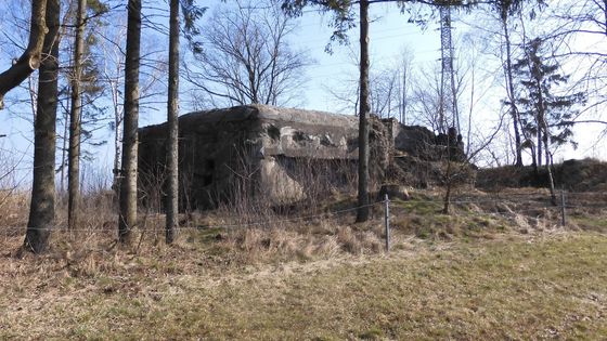 Armáda se opět zbavuje majetku, nabízí bunkr u vinice nebo s výhledem na rybník