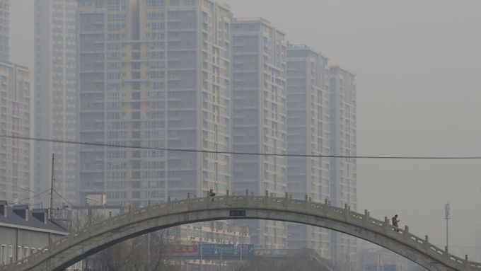 Smog v Pekingu.