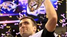 Super Bowl 2013:  Joe Flacco (Baltimore Ravens) a  Vince Lombardi Trophy