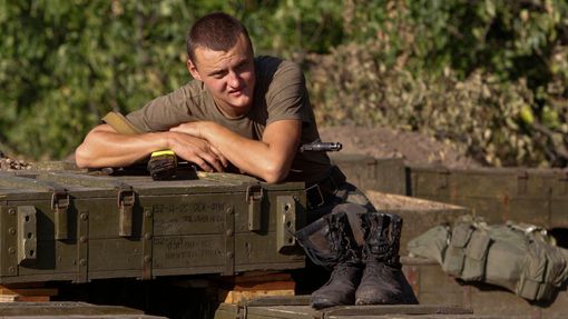 Ukrajinská armáda pokračuje luhanskou krajinou.
