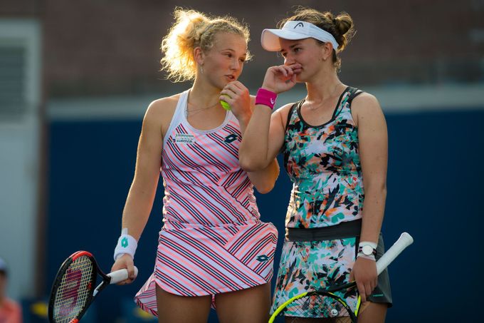 Barbora Krejčíková a Kateřina Siniaková na US Open 2018