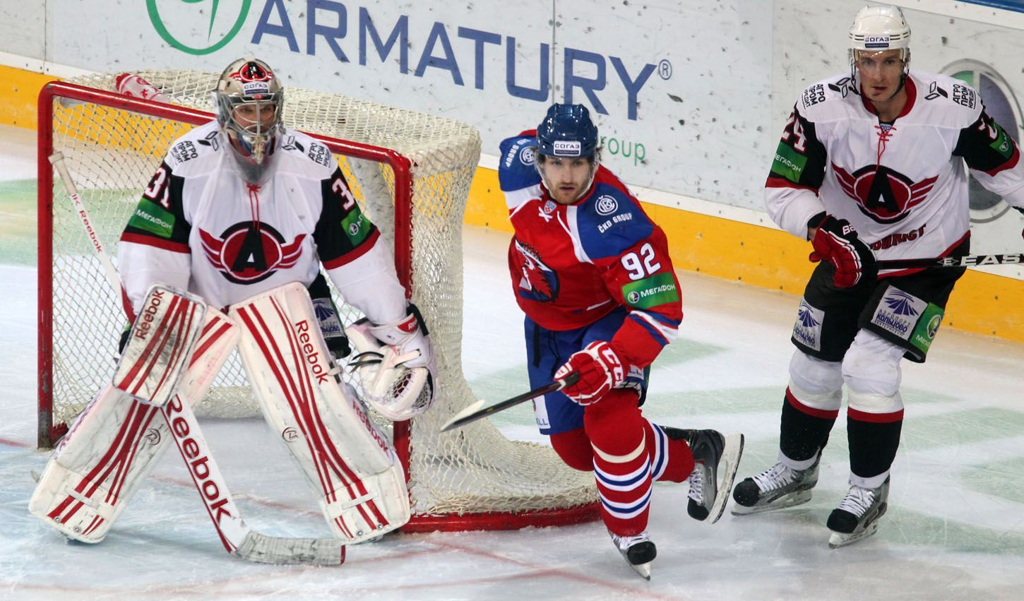 KHL, Lev Praha - Jekatěrinburg: Jakub Nakládal - Chris Holt