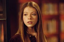 Zemřela Michelle Trachtenberg ze seriálu Buffy, přemožitelka upírů. Bylo jí 39 let