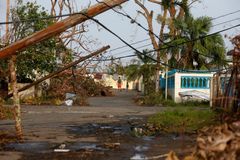 Počet obětí hurikánu Maria na Portoriku vzrostl na 34. Na zpustošeném ostrově chybí potraviny
