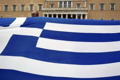 Vítěz řeckých voleb neuspěl, o koalici se pokusí levice