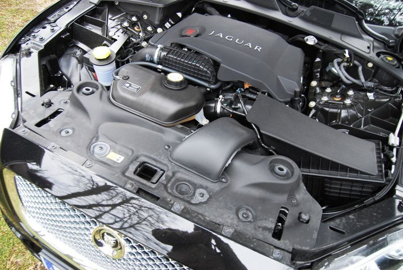 Test Jaguar XJ