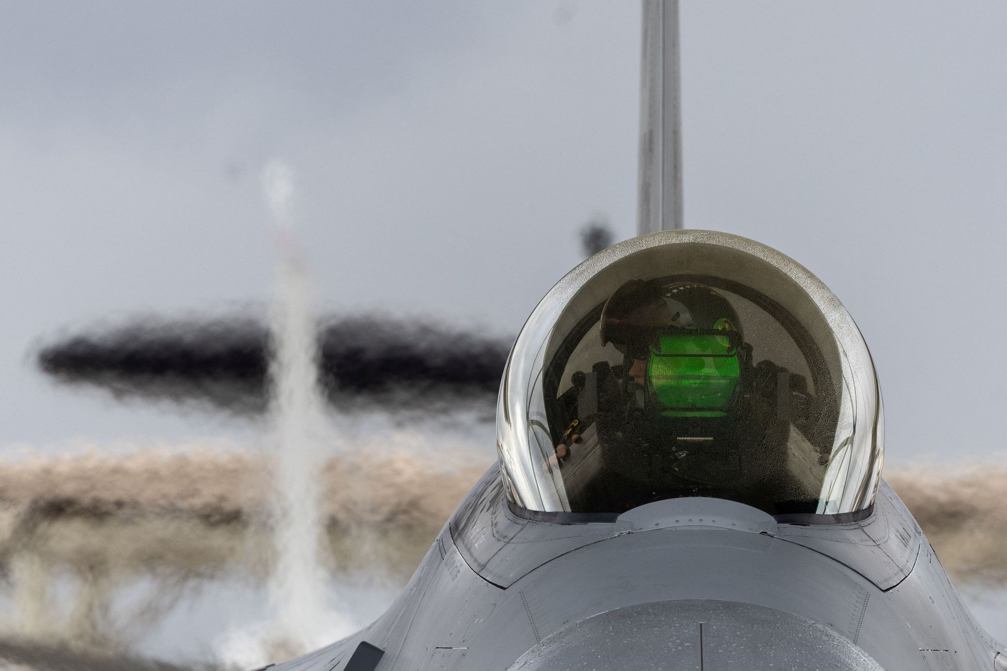 Letoun F-16