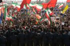 Protivládní demonstrace v Íránu neslábnou, protesty mají už 12 obětí. Zemřel i jeden policista