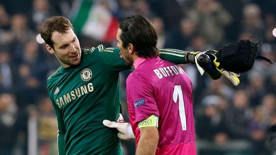 Petr Čech a Gianluigi Buffon patří mezi nejlepší gólmany současnosti. Kolikáté místo jim patří v pořadí posledních 25 let?