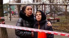Ukrajinská lékařka stála před děsivou volbou. Zachránit syna, nebo zůstat u pacienta?