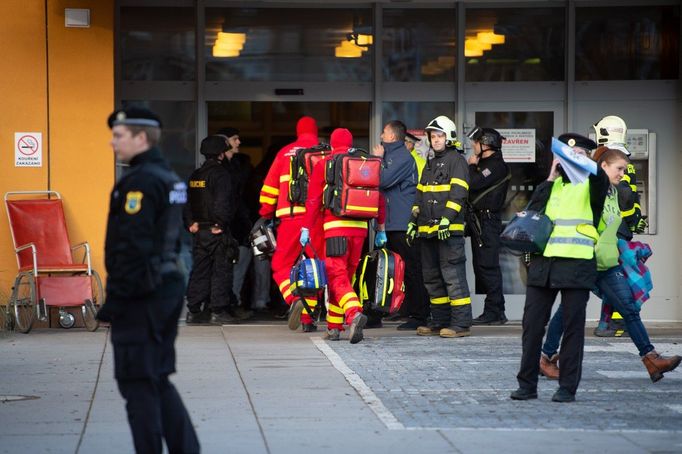 Střelba v ostravské nemocnici, kde útočník zavraždil 6 lidí. Ostrava, 10. 12. 2019.