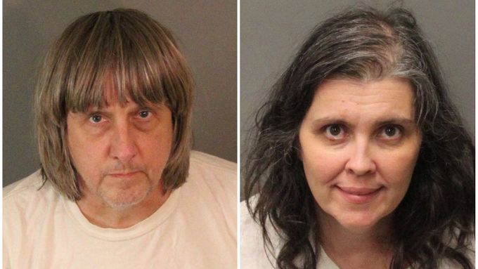 Rodiče dlouhodobě vězněných dětí David a Louise Turpinovi z americké Kalifornie.