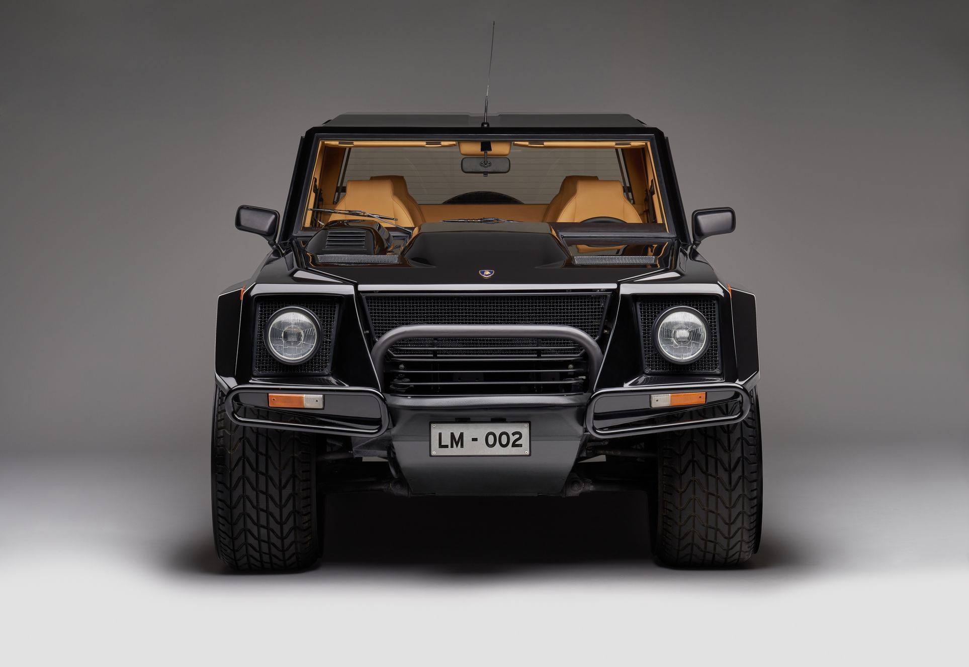 Lamborghini LM002