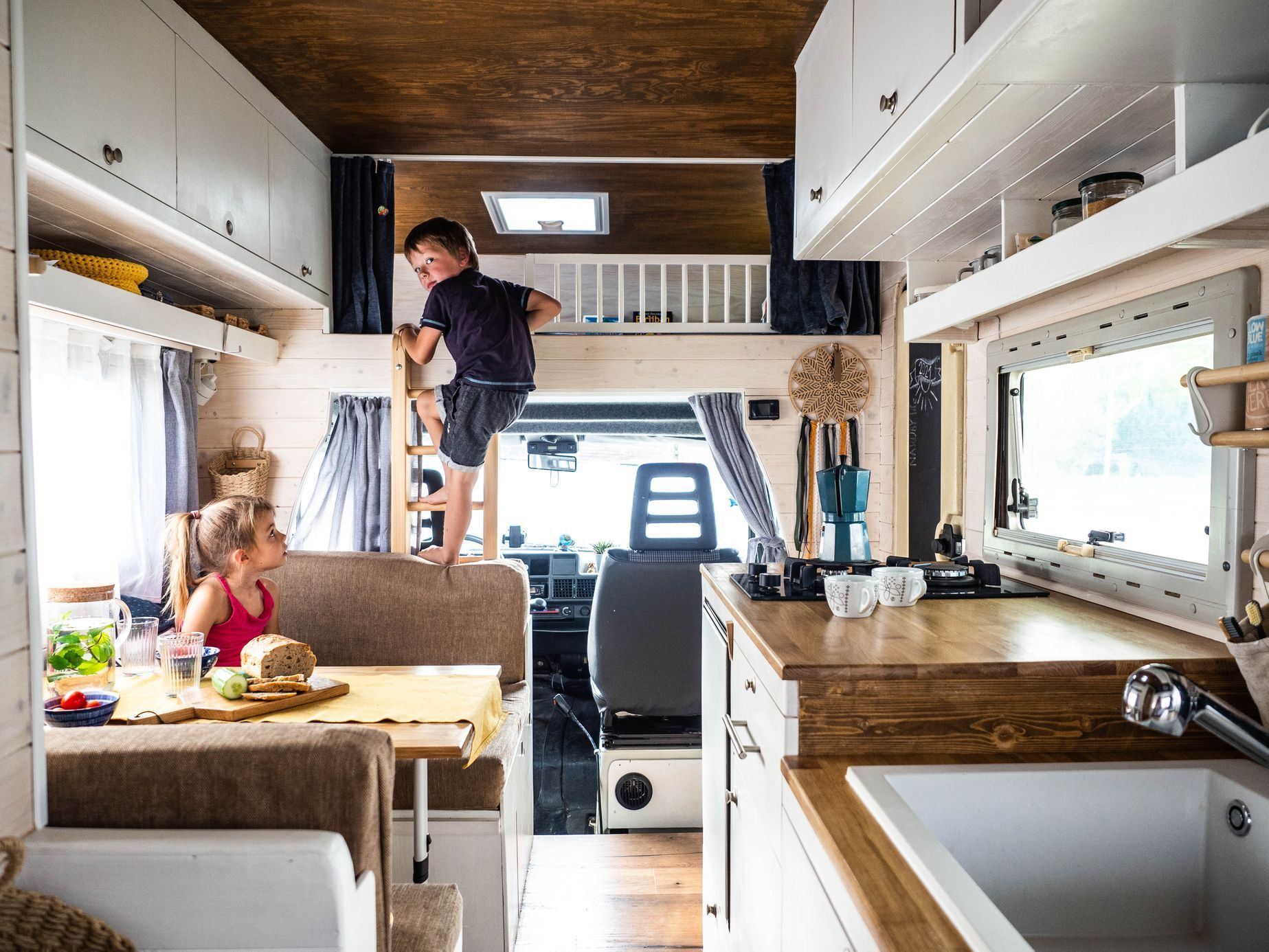 Rychtařík, obytné auto, cestování, nomádi, rodina