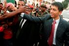Prezident Madagaskaru složil přísahu. I přes protesty