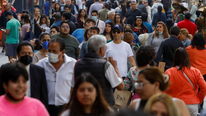 Počet lidí na planetě dosáhl osmi miliard. Populace poroste až do roku 2080; Zdroj foto: Reuters
