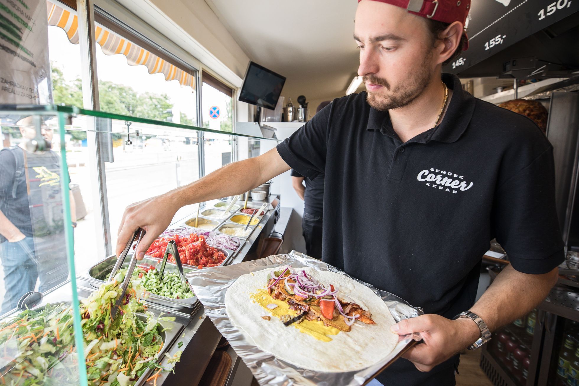 Gemüse Corner Kebab, zastávka Dvorce, bistro, jídlo, fastfood