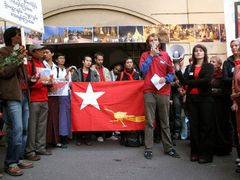 Za osvobození politických vězňů v Barmě se od loňského září opakovaně protestuje v mnoha zemích světa včetně České republiky