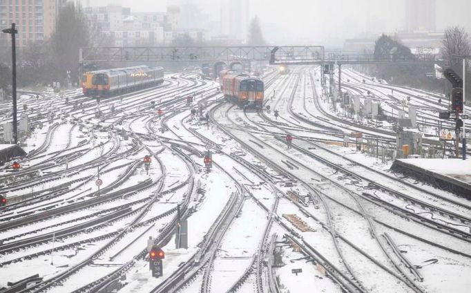 Nádraží Clapham Junction na jihu Londýna.