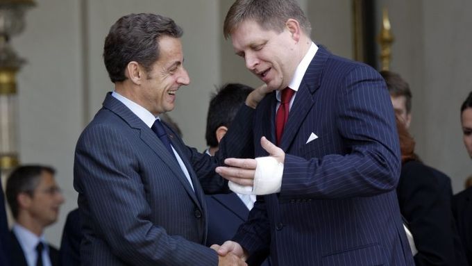 Fico a Sarkozy v Elysejském paláci.