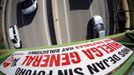 A banner calling for a general strike are placed in a bridge over a highway in Pinto, near Madrid, November 12, 2012. Spain's two largest labour unions had called a general strike for November 14, the second against the conservative government since they took power in December and coinciding with industrial action in Portugal on the same day. The banner reads, "They leave us without future. General Strike. There are culprits, there are solutions." REUTERS/Sergio Perez (SPAIN - Tags: BUSINESS EMPLOYMENT POLITICS CIVIL UNREST) Published: Lis. 12, 2012, 2:09 odp.